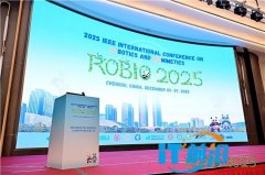 视源股份科研教育级机械臂首秀2025年